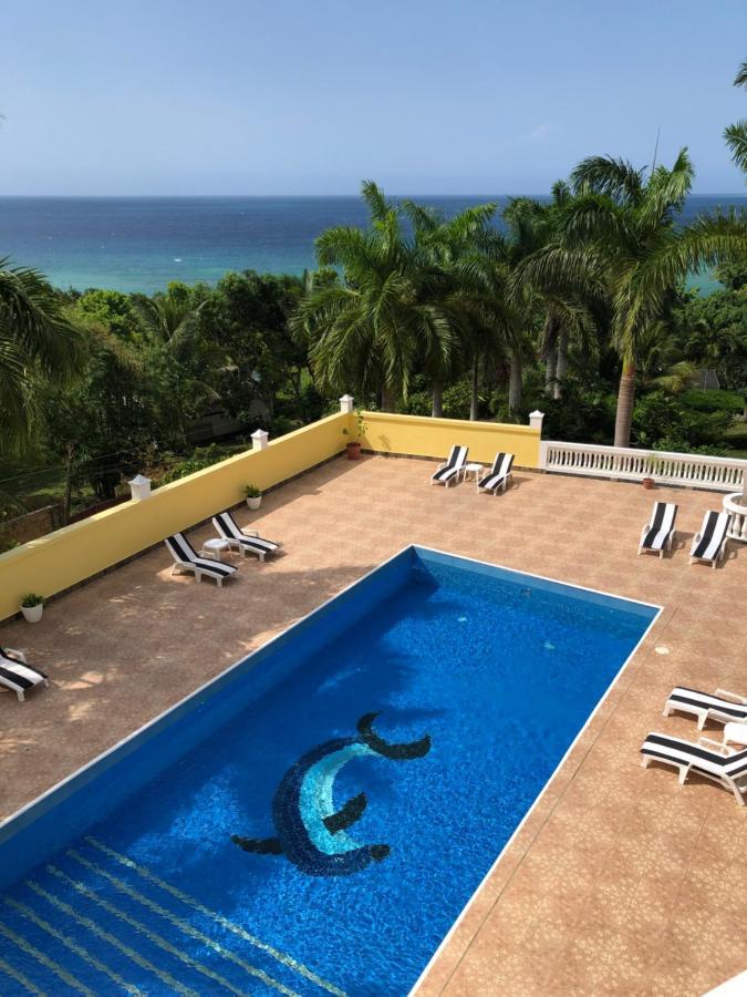 Spring Garden Mobay Resort Luxurious Apartments モンテゴ・ベイ エクステリア 写真
