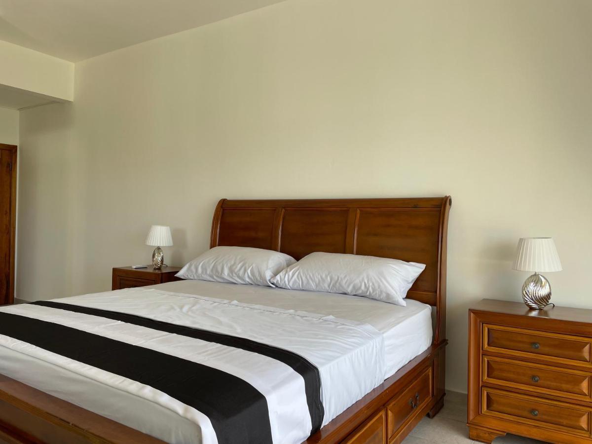 Spring Garden Mobay Resort Luxurious Apartments モンテゴ・ベイ エクステリア 写真